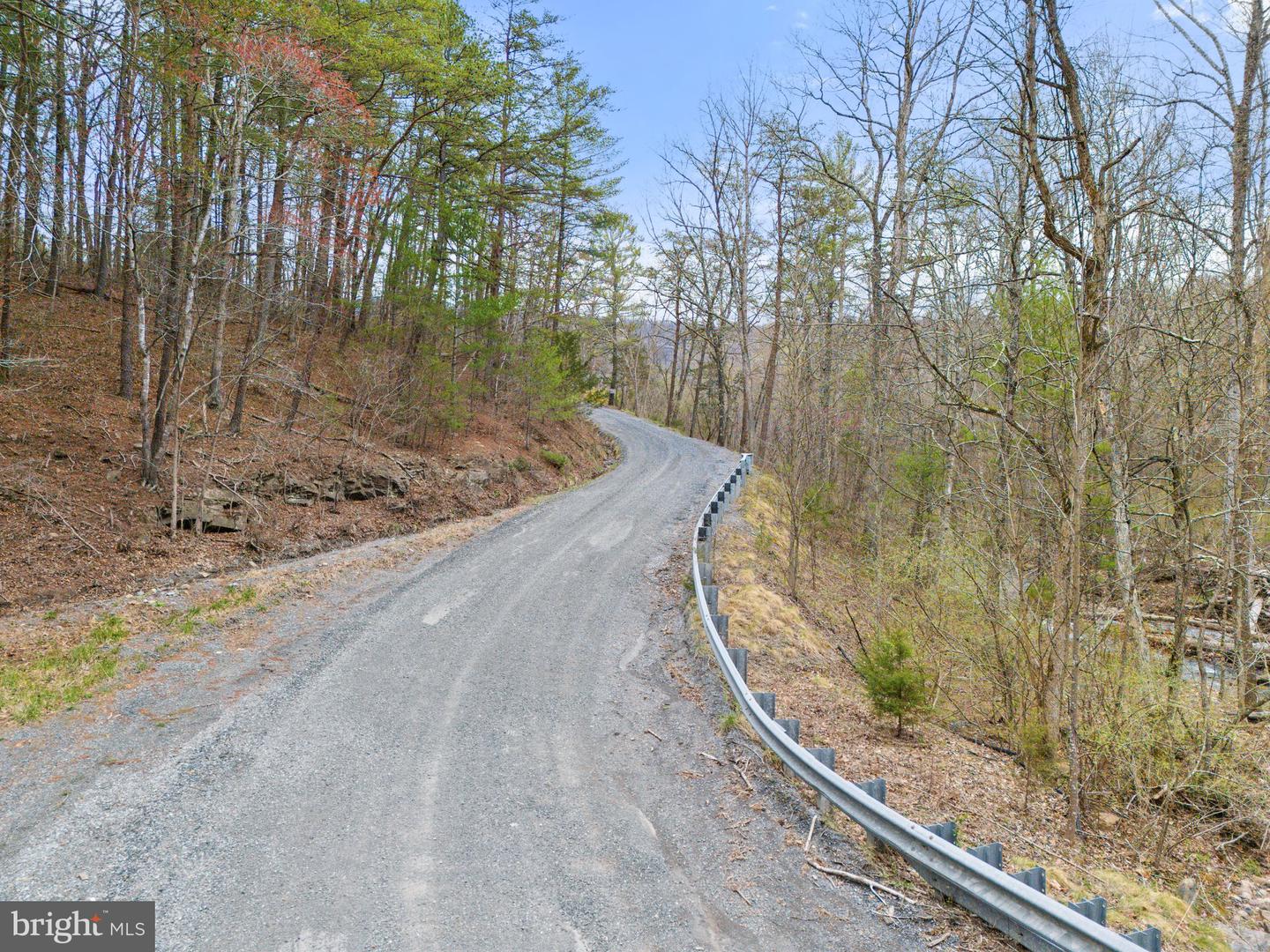 1605 PADDYS RUN RD, STAR TANNERY, Virginia 22654, 3 Bedrooms Bedrooms, ,2 BathroomsBathrooms,Residential,For sale,1605 PADDYS RUN RD,VASH2010464 MLS # VASH2010464