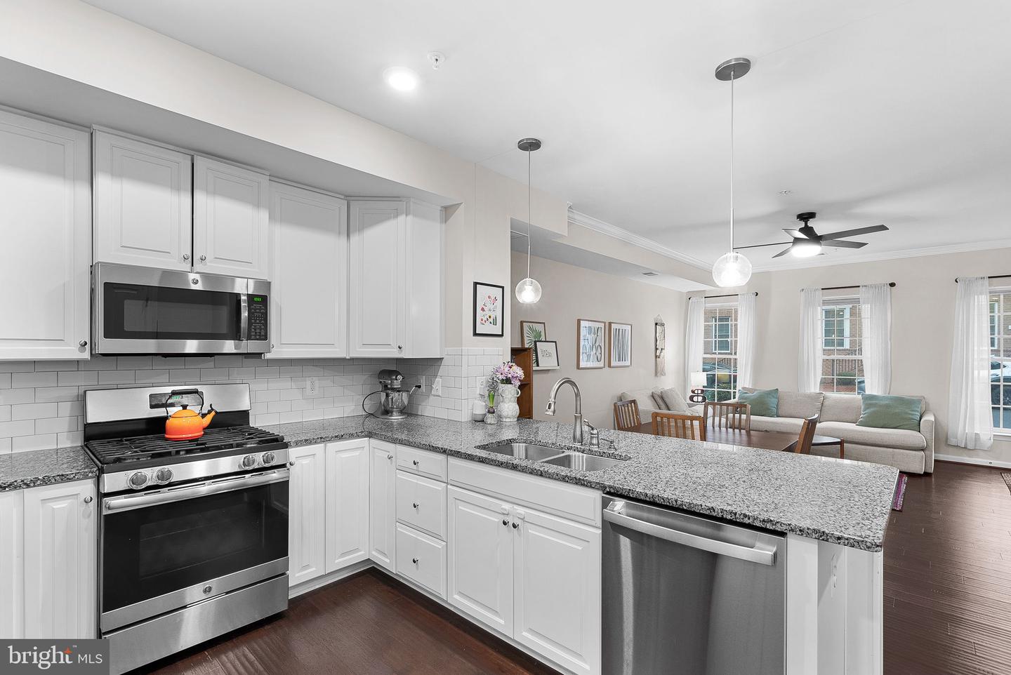 283 HIGH RAIL TER SE, LEESBURG, Virginia 20175, 3 Bedrooms Bedrooms, ,2 BathroomsBathrooms,Residential,For sale,283 HIGH RAIL TER SE,VALO2089356 MLS # VALO2089356