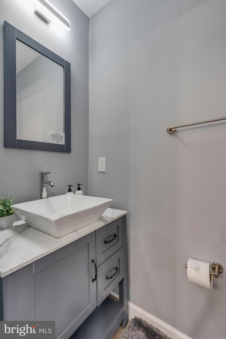 3618 MARTIN LUTHER KING JR AVE SE, WASHINGTON, District Of Columbia 20032, 3 Bedrooms Bedrooms, ,1 BathroomBathrooms,Residential,For sale,3618 MARTIN LUTHER KING JR AVE SE,DCDC2186226 MLS # DCDC2186226