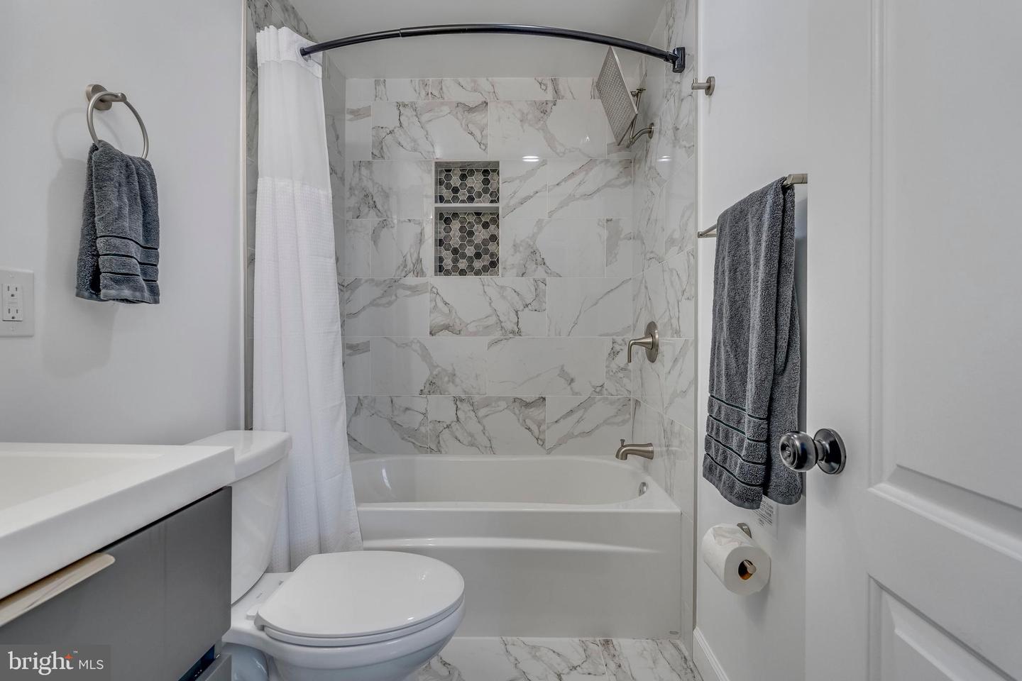 3618 MARTIN LUTHER KING JR AVE SE, WASHINGTON, District Of Columbia 20032, 3 Bedrooms Bedrooms, ,1 BathroomBathrooms,Residential,For sale,3618 MARTIN LUTHER KING JR AVE SE,DCDC2186226 MLS # DCDC2186226