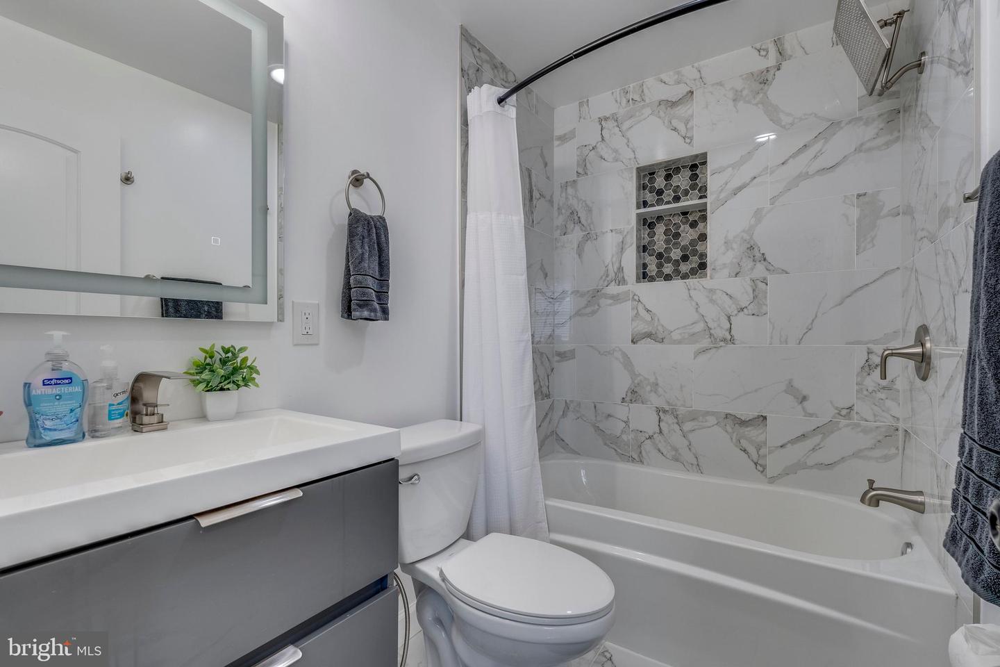 3618 MARTIN LUTHER KING JR AVE SE, WASHINGTON, District Of Columbia 20032, 3 Bedrooms Bedrooms, ,1 BathroomBathrooms,Residential,For sale,3618 MARTIN LUTHER KING JR AVE SE,DCDC2186226 MLS # DCDC2186226