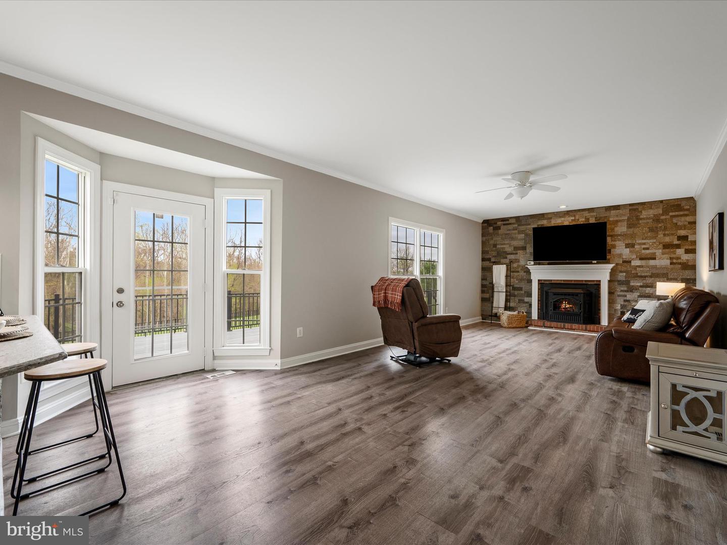 39918 CANTERFIELD CT, LOVETTSVILLE, Virginia 20180, 5 Bedrooms Bedrooms, ,3 BathroomsBathrooms,Residential,For sale,39918 CANTERFIELD CT,VALO2089812 MLS # VALO2089812