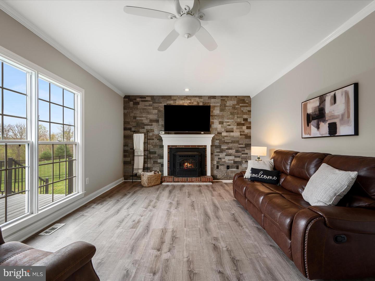 39918 CANTERFIELD CT, LOVETTSVILLE, Virginia 20180, 5 Bedrooms Bedrooms, ,3 BathroomsBathrooms,Residential,For sale,39918 CANTERFIELD CT,VALO2089812 MLS # VALO2089812