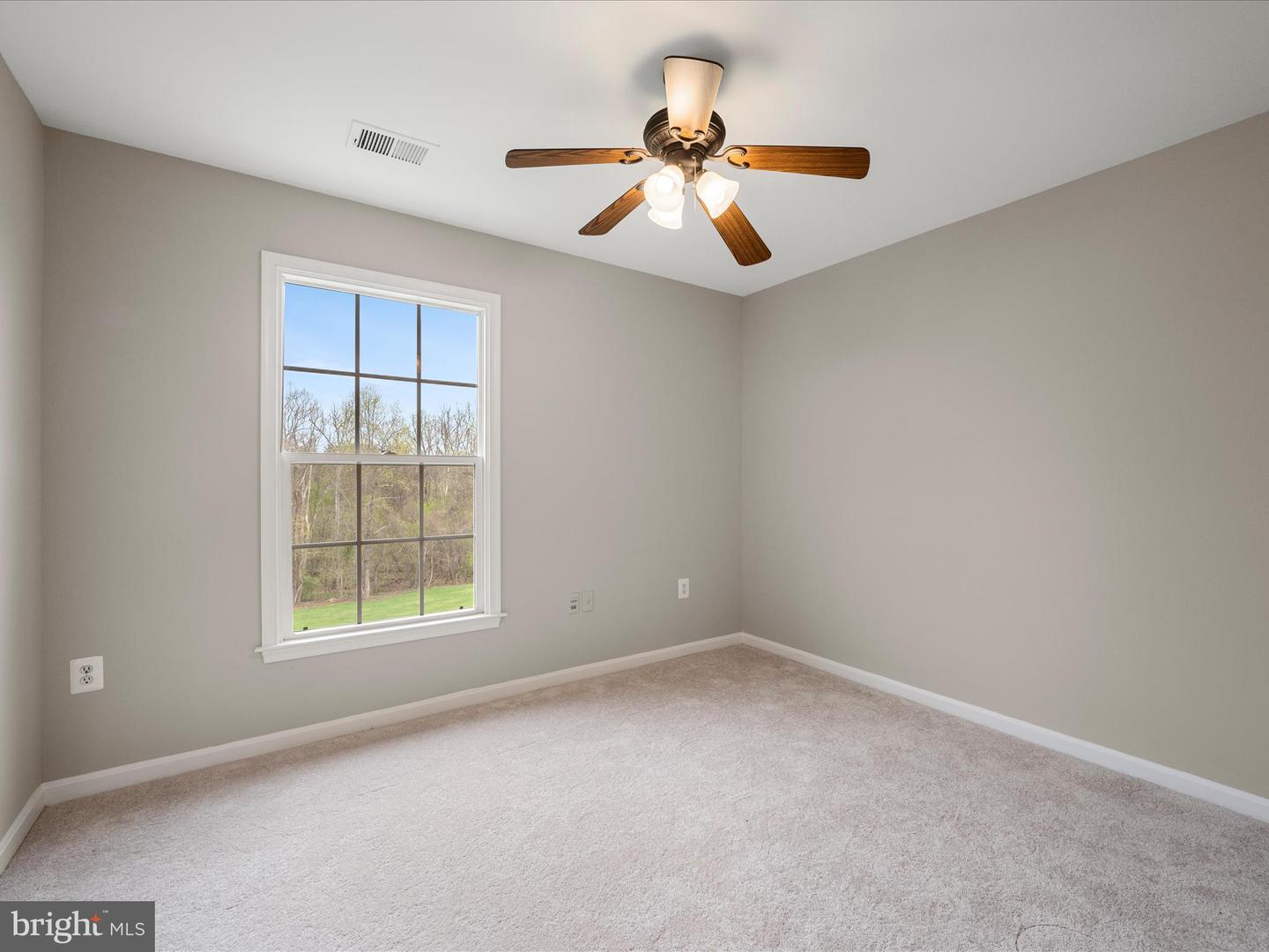 39918 CANTERFIELD CT, LOVETTSVILLE, Virginia 20180, 5 Bedrooms Bedrooms, ,3 BathroomsBathrooms,Residential,For sale,39918 CANTERFIELD CT,VALO2089812 MLS # VALO2089812