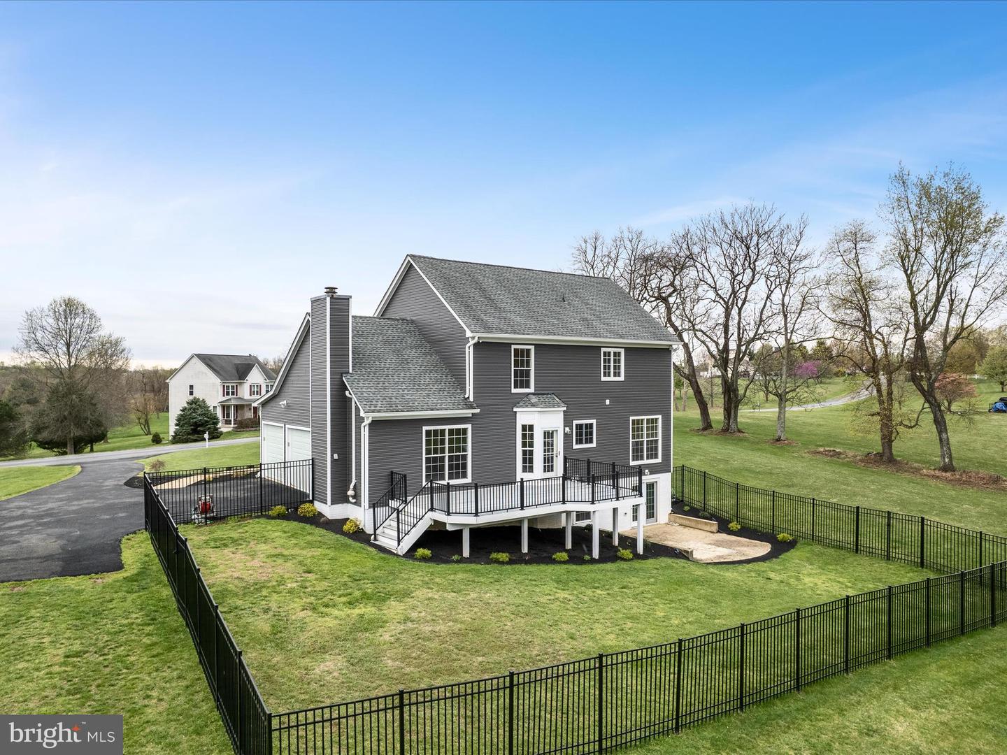 39918 CANTERFIELD CT, LOVETTSVILLE, Virginia 20180, 5 Bedrooms Bedrooms, ,3 BathroomsBathrooms,Residential,For sale,39918 CANTERFIELD CT,VALO2089812 MLS # VALO2089812