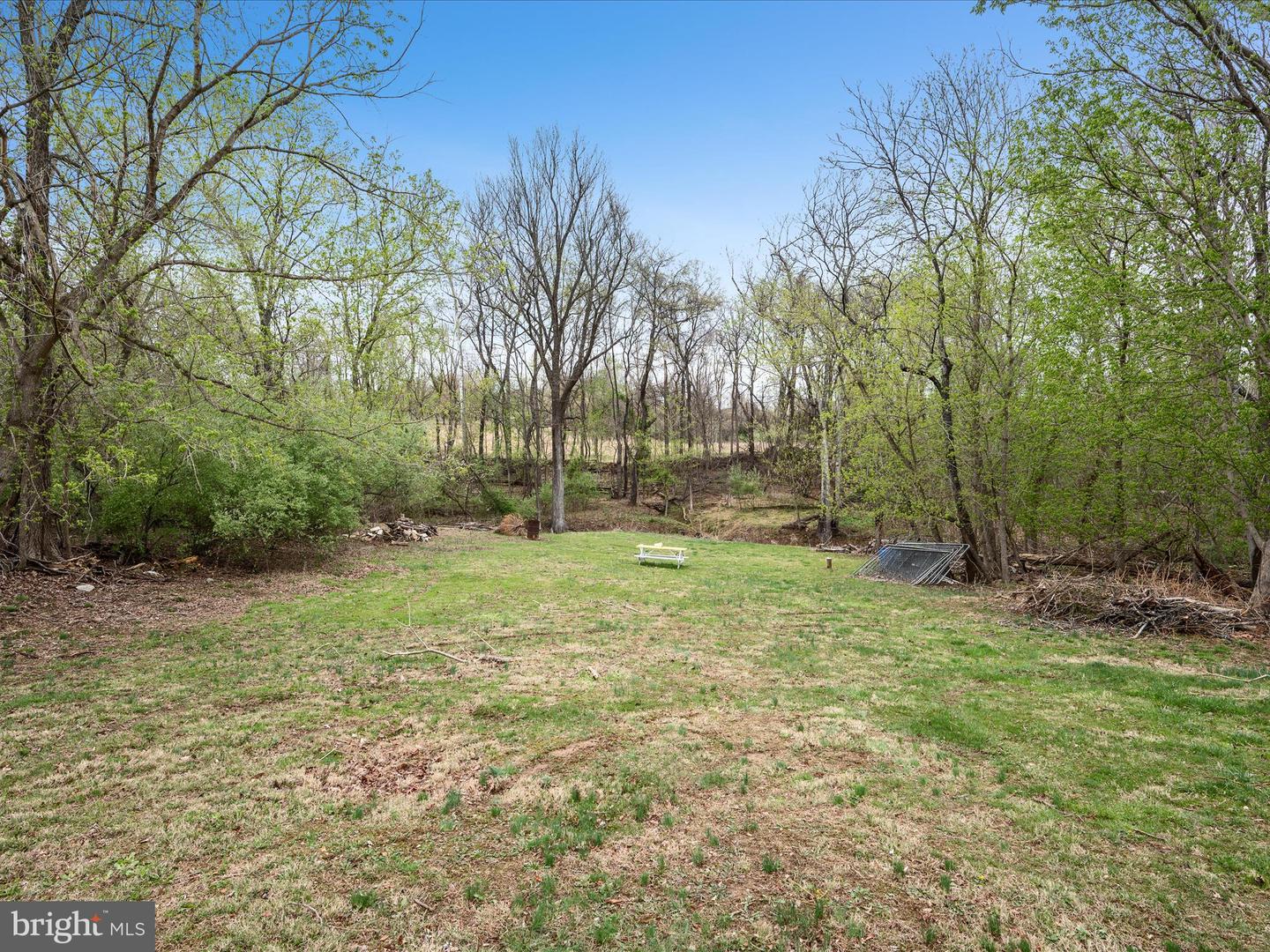 39918 CANTERFIELD CT, LOVETTSVILLE, Virginia 20180, 5 Bedrooms Bedrooms, ,3 BathroomsBathrooms,Residential,For sale,39918 CANTERFIELD CT,VALO2089812 MLS # VALO2089812