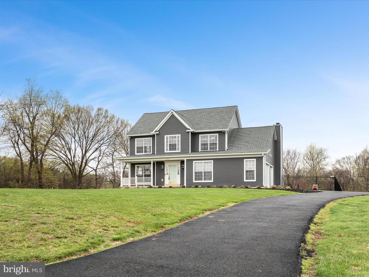 39918 CANTERFIELD CT, LOVETTSVILLE, Virginia 20180, 5 Bedrooms Bedrooms, ,3 BathroomsBathrooms,Residential,For sale,39918 CANTERFIELD CT,VALO2089812 MLS # VALO2089812