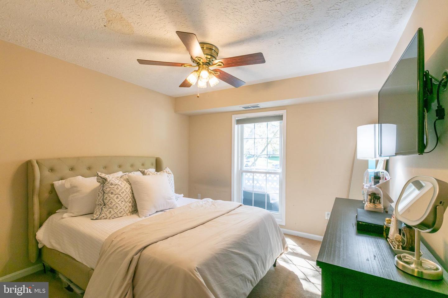 7770 WILLOW POINT DR, FALLS CHURCH, Virginia 22042, 2 Bedrooms Bedrooms, ,2 BathroomsBathrooms,Residential,For sale,7770 WILLOW POINT DR,VAFX2230332 MLS # VAFX2230332