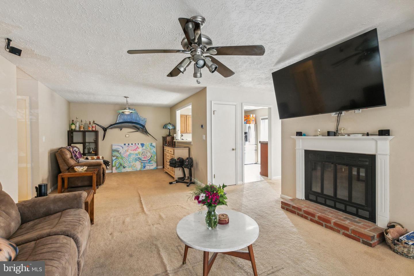 7770 WILLOW POINT DR, FALLS CHURCH, Virginia 22042, 2 Bedrooms Bedrooms, ,2 BathroomsBathrooms,Residential,For sale,7770 WILLOW POINT DR,VAFX2230332 MLS # VAFX2230332