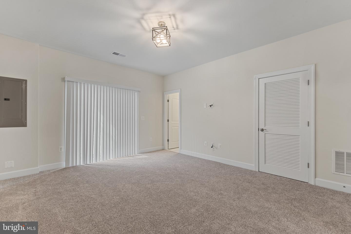 15339 LINVILLE CREEK DR, HAYMARKET, Virginia 20169, 3 Bedrooms Bedrooms, ,3 BathroomsBathrooms,Residential,For sale,15339 LINVILLE CREEK DR,VAPW2090630 MLS # VAPW2090630