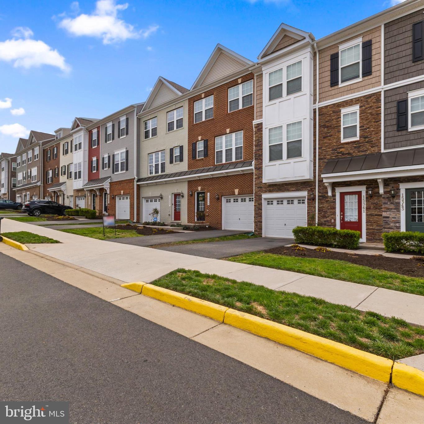 15339 LINVILLE CREEK DR, HAYMARKET, Virginia 20169, 3 Bedrooms Bedrooms, ,3 BathroomsBathrooms,Residential,For sale,15339 LINVILLE CREEK DR,VAPW2090630 MLS # VAPW2090630