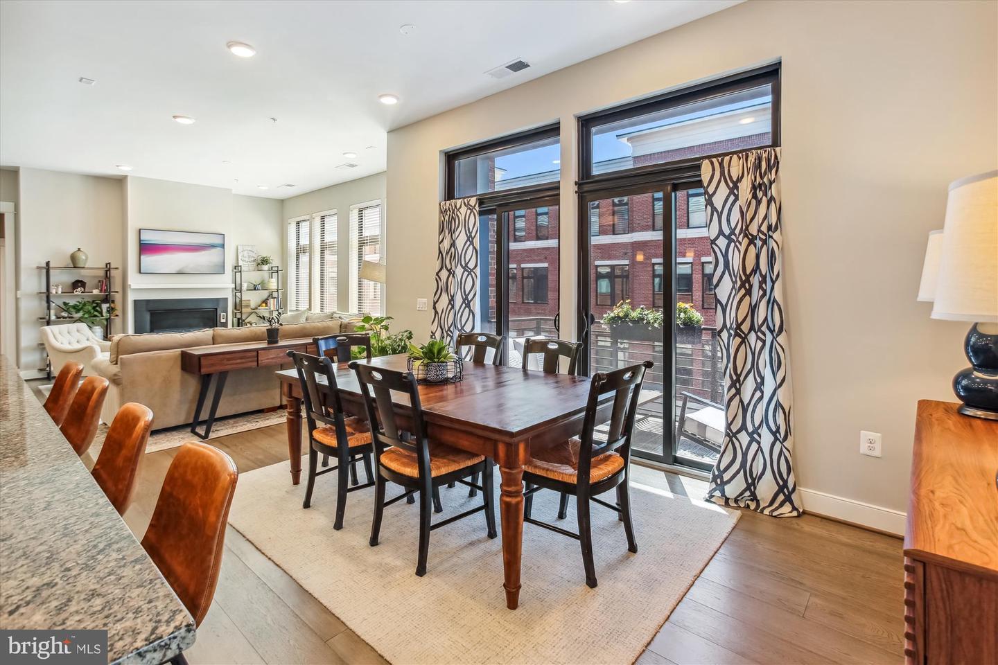 2 STATIONMASTER ST SE #301, LEESBURG, Virginia 20175, 2 Bedrooms Bedrooms, ,2 BathroomsBathrooms,Residential,For sale,2 STATIONMASTER ST SE #301,VALO2092326 MLS # VALO2092326