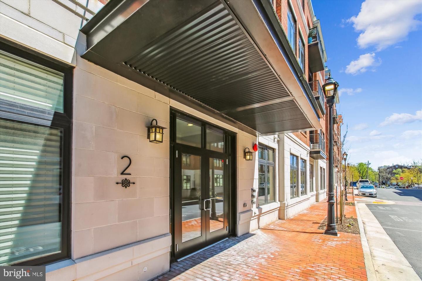 2 STATIONMASTER ST SE #301, LEESBURG, Virginia 20175, 2 Bedrooms Bedrooms, ,2 BathroomsBathrooms,Residential,For sale,2 STATIONMASTER ST SE #301,VALO2092326 MLS # VALO2092326