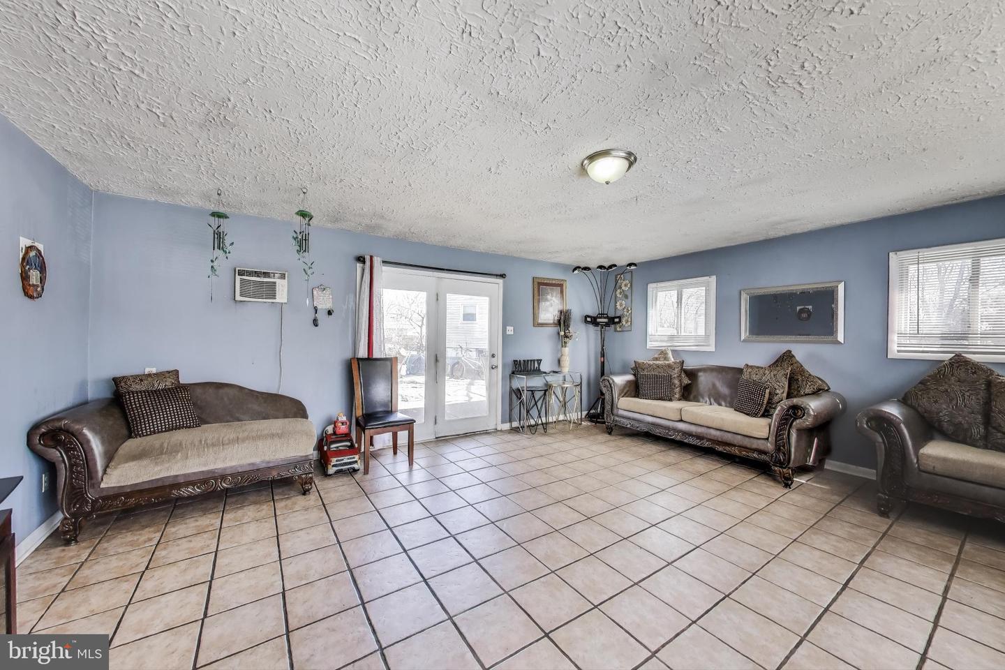 1420 AIDEN DR, WOODBRIDGE, Virginia 22191, 4 Bedrooms Bedrooms, ,2 BathroomsBathrooms,Residential,For sale,1420 AIDEN DR,VAPW2084804 MLS # VAPW2084804