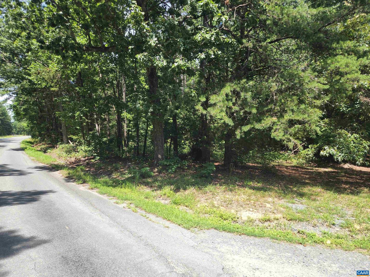 LOT 27 MARTIN KINGS RD #07600, CHARLOTTESVILLE, Virginia 22902, ,Land,For sale,LOT 27 MARTIN KINGS RD #07600,663114 MLS # 663114