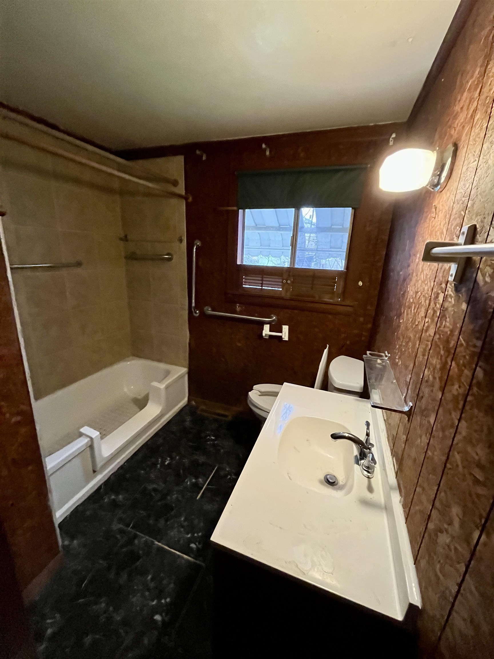 606 DELEVAN ST, CHARLOTTESVILLE, Virginia 22903, 2 Bedrooms Bedrooms, ,1 BathroomBathrooms,Residential,606 DELEVAN ST,663117 MLS # 663117