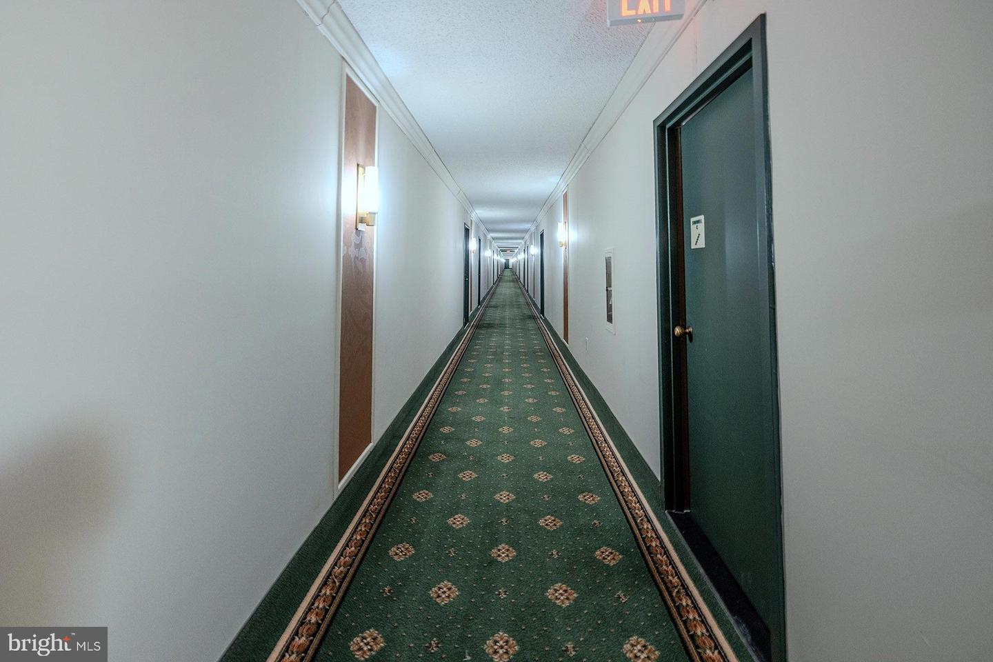 3705 S GEORGE MASON DR #2414S, FALLS CHURCH, Virginia 22041, 2 Bedrooms Bedrooms, ,2 BathroomsBathrooms,Residential,For sale,3705 S GEORGE MASON DR #2414S,VAFX2229596 MLS # VAFX2229596