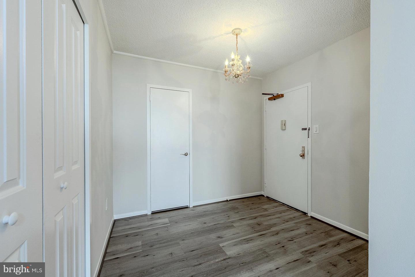 3705 S GEORGE MASON DR #2414S, FALLS CHURCH, Virginia 22041, 2 Bedrooms Bedrooms, ,2 BathroomsBathrooms,Residential,For sale,3705 S GEORGE MASON DR #2414S,VAFX2229596 MLS # VAFX2229596