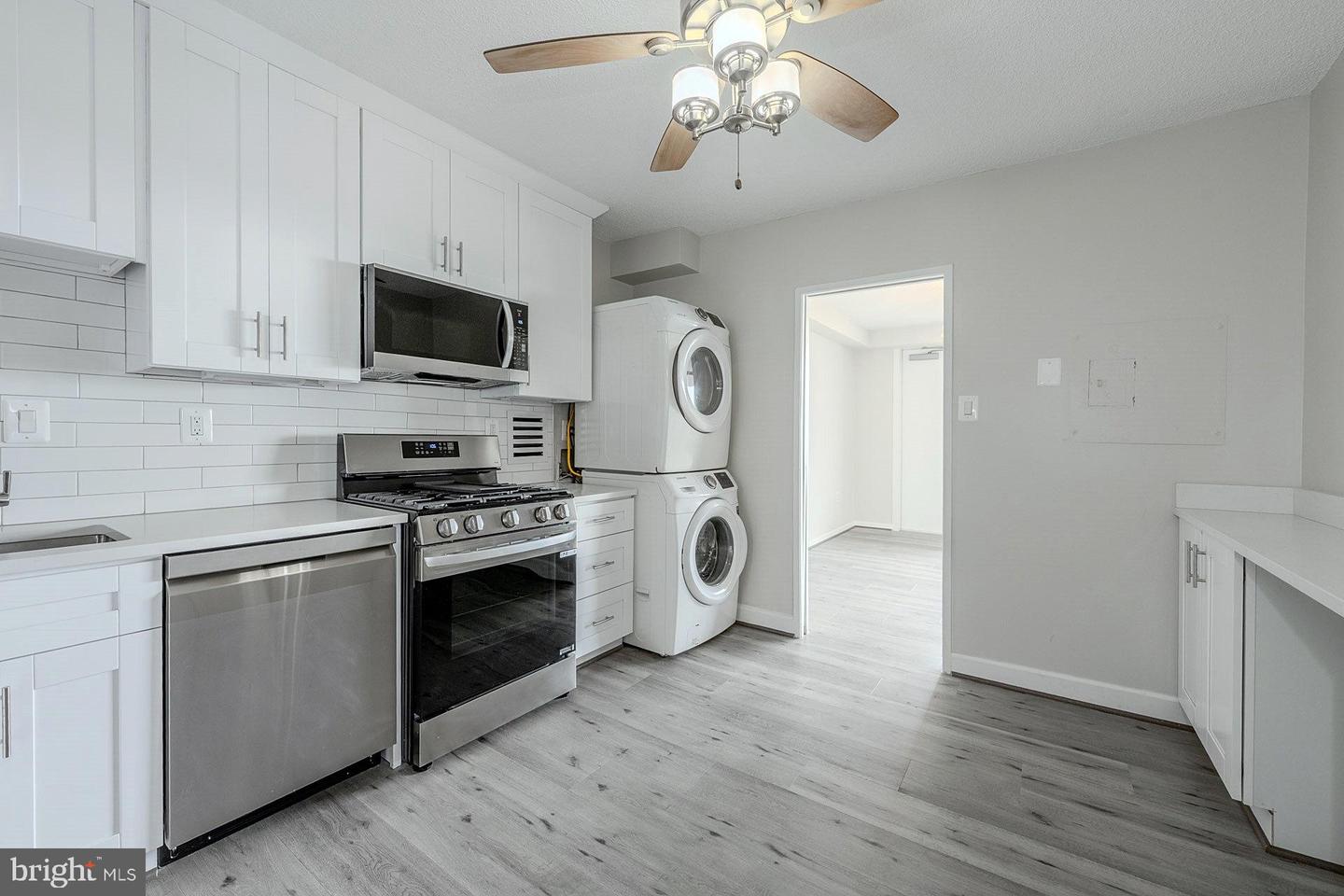 3705 S GEORGE MASON DR #2414S, FALLS CHURCH, Virginia 22041, 2 Bedrooms Bedrooms, ,2 BathroomsBathrooms,Residential,For sale,3705 S GEORGE MASON DR #2414S,VAFX2229596 MLS # VAFX2229596