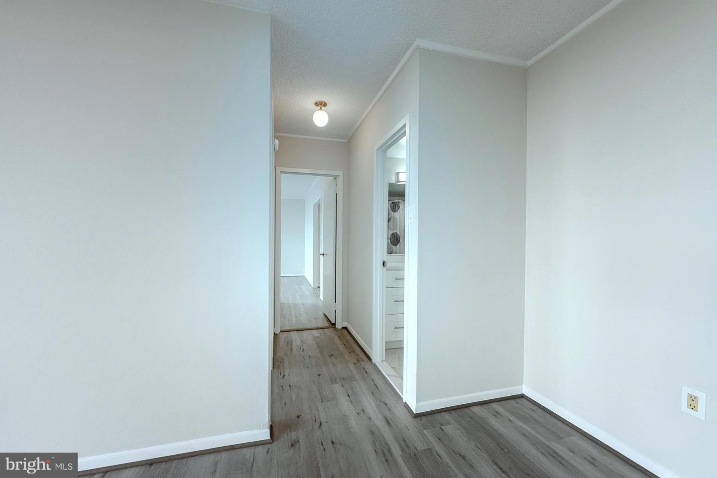3705 S GEORGE MASON DR #2414S, FALLS CHURCH, Virginia 22041, 2 Bedrooms Bedrooms, ,2 BathroomsBathrooms,Residential,For sale,3705 S GEORGE MASON DR #2414S,VAFX2229596 MLS # VAFX2229596