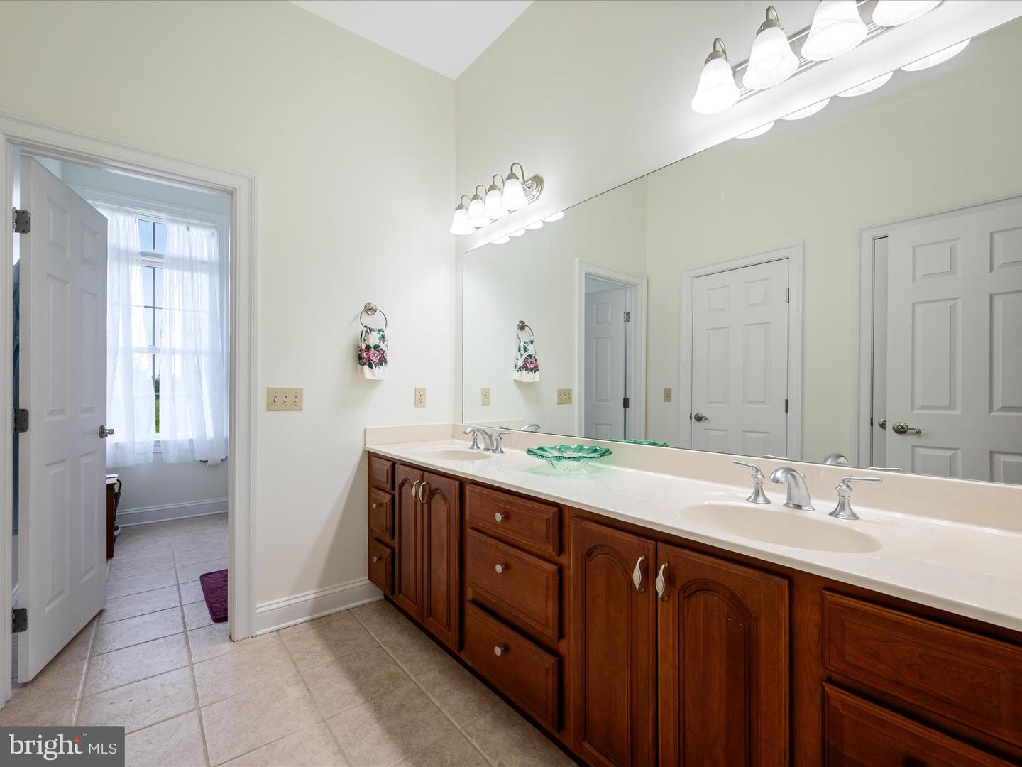 700 MILLER RD, WINCHESTER, Virginia 22602, 5 Bedrooms Bedrooms, 18 Rooms Rooms,5 BathroomsBathrooms,Residential,For sale,700 MILLER RD,VAFV2033110 MLS # VAFV2033110