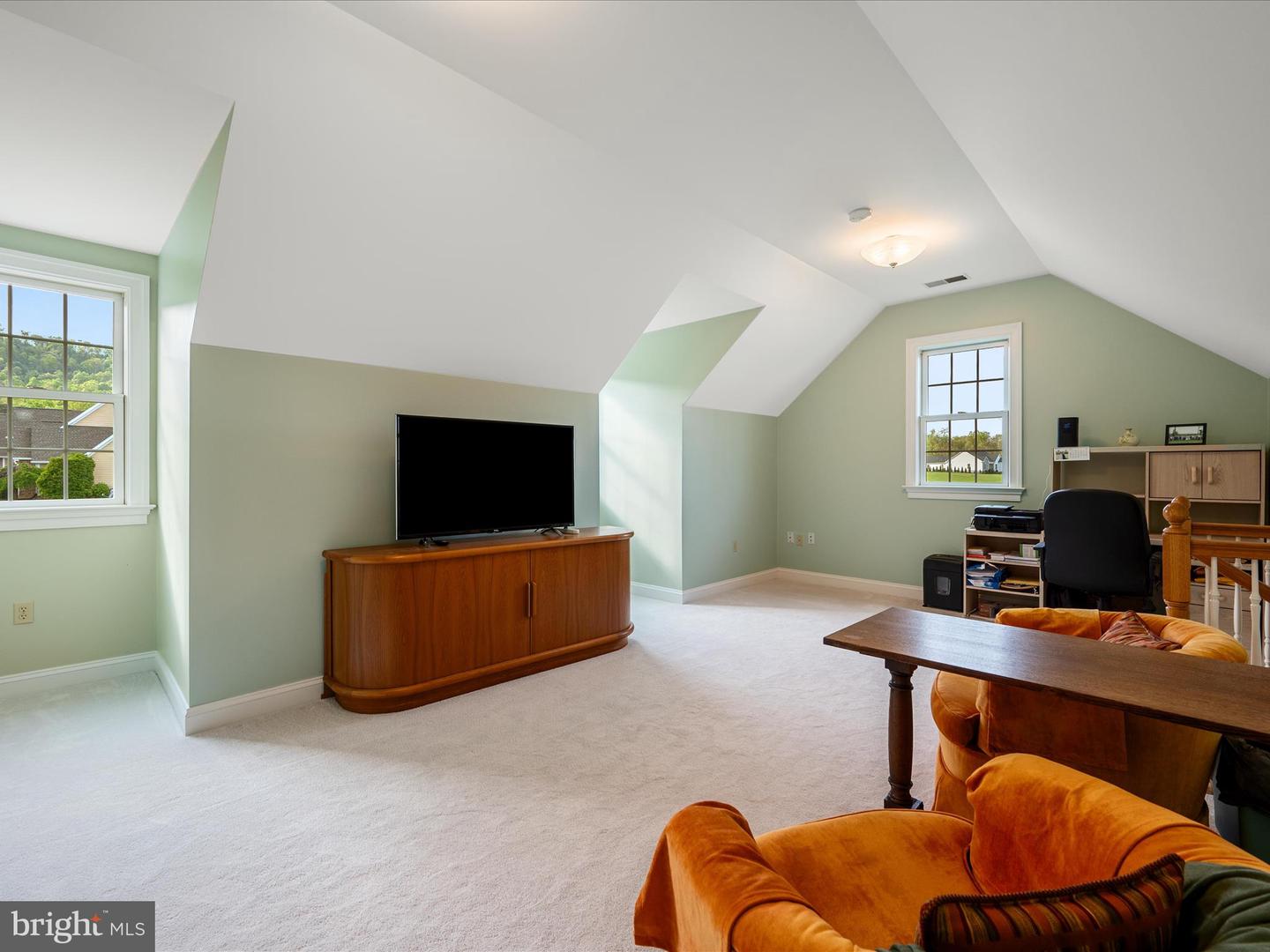 700 MILLER RD, WINCHESTER, Virginia 22602, 5 Bedrooms Bedrooms, 18 Rooms Rooms,5 BathroomsBathrooms,Residential,For sale,700 MILLER RD,VAFV2033110 MLS # VAFV2033110