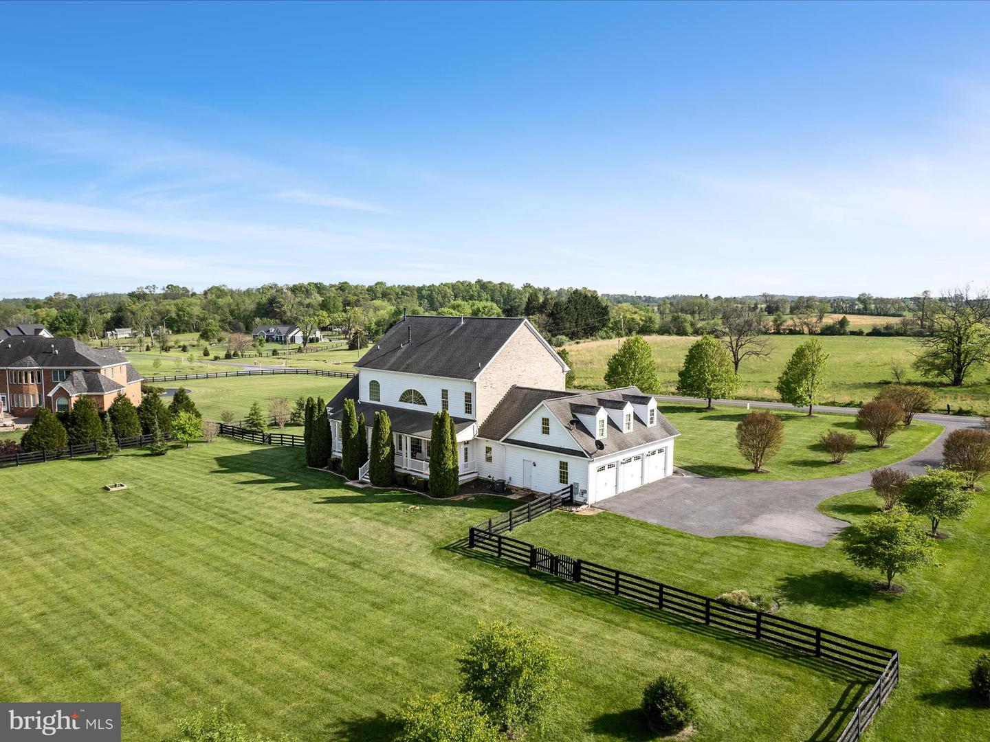 700 MILLER RD, WINCHESTER, Virginia 22602, 5 Bedrooms Bedrooms, 18 Rooms Rooms,5 BathroomsBathrooms,Residential,For sale,700 MILLER RD,VAFV2033110 MLS # VAFV2033110