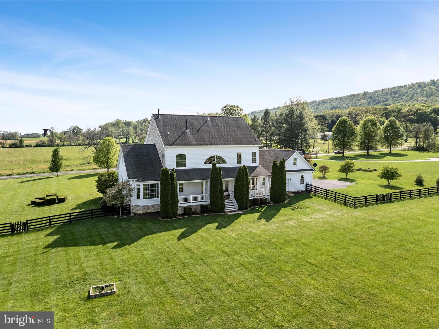 700 MILLER RD, WINCHESTER, Virginia 22602, 5 Bedrooms Bedrooms, 18 Rooms Rooms,5 BathroomsBathrooms,Residential,For sale,700 MILLER RD,VAFV2033110 MLS # VAFV2033110