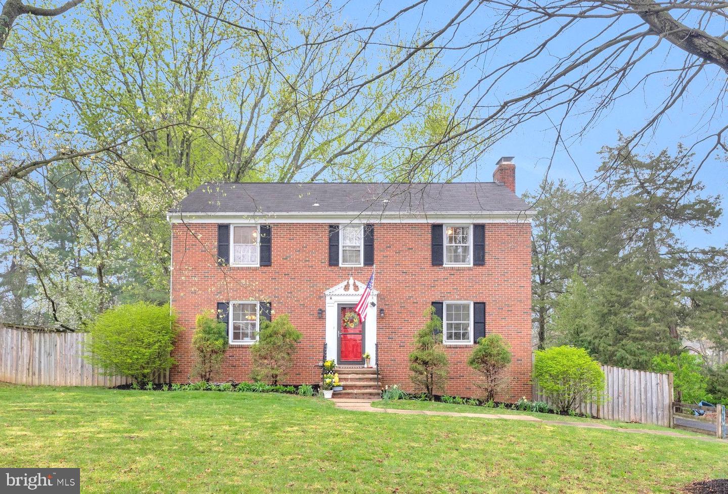 17727 SILCOTT SPRINGS RD, PURCELLVILLE, Virginia 20132, 4 Bedrooms Bedrooms, ,3 BathroomsBathrooms,Residential,For sale,17727 SILCOTT SPRINGS RD,VALO2092344 MLS # VALO2092344