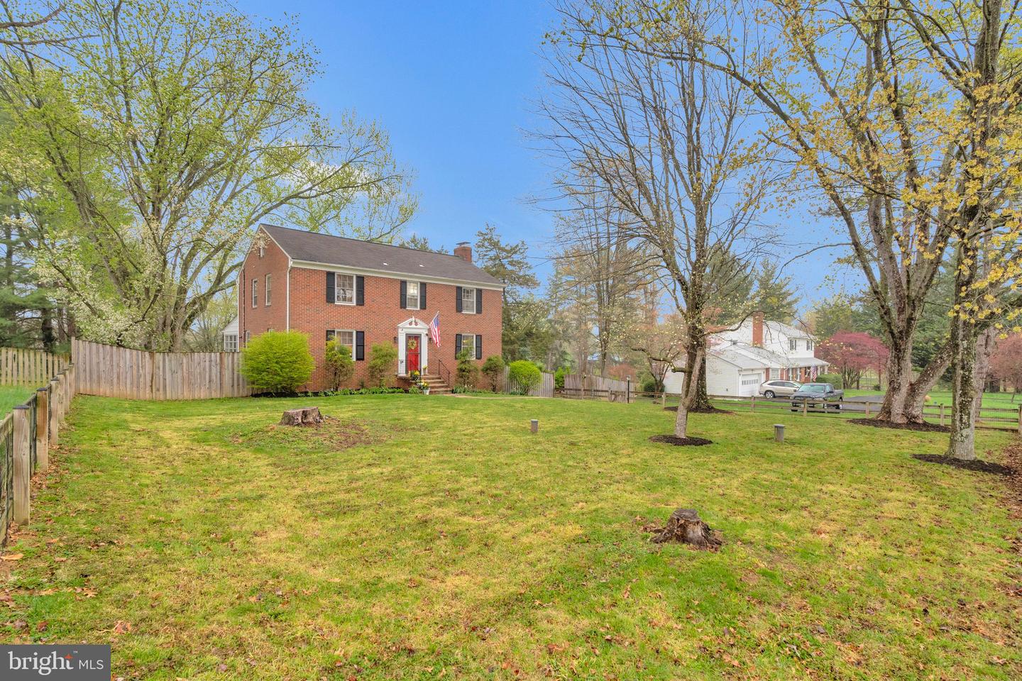 17727 SILCOTT SPRINGS RD, PURCELLVILLE, Virginia 20132, 4 Bedrooms Bedrooms, ,3 BathroomsBathrooms,Residential,For sale,17727 SILCOTT SPRINGS RD,VALO2092344 MLS # VALO2092344