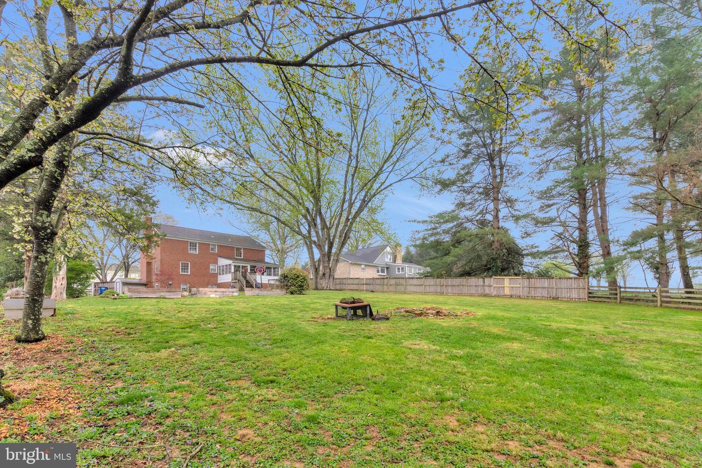 17727 SILCOTT SPRINGS RD, PURCELLVILLE, Virginia 20132, 4 Bedrooms Bedrooms, ,3 BathroomsBathrooms,Residential,For sale,17727 SILCOTT SPRINGS RD,VALO2092344 MLS # VALO2092344