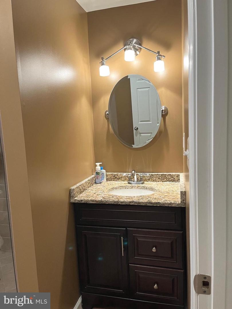 25569 ARTHUR PL, CHANTILLY, Virginia 20152, 4 Bedrooms Bedrooms, ,4 BathroomsBathrooms,Residential,For sale,25569 ARTHUR PL,VALO2092518 MLS # VALO2092518