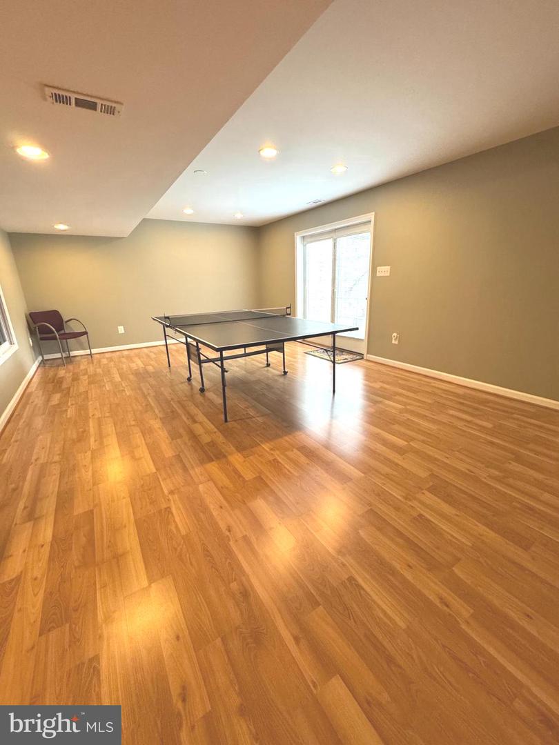 25569 ARTHUR PL, CHANTILLY, Virginia 20152, 4 Bedrooms Bedrooms, ,4 BathroomsBathrooms,Residential,For sale,25569 ARTHUR PL,VALO2092518 MLS # VALO2092518