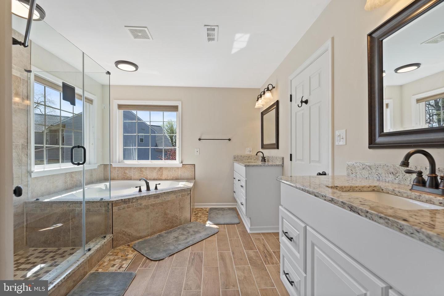 790 WINTERBERRY DR, FREDERICKSBURG, Virginia 22405, 6 Bedrooms Bedrooms, ,3 BathroomsBathrooms,Residential,For sale,790 WINTERBERRY DR,VAST2037476 MLS # VAST2037476