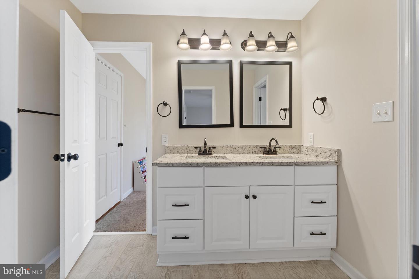 790 WINTERBERRY DR, FREDERICKSBURG, Virginia 22405, 6 Bedrooms Bedrooms, ,3 BathroomsBathrooms,Residential,For sale,790 WINTERBERRY DR,VAST2037476 MLS # VAST2037476