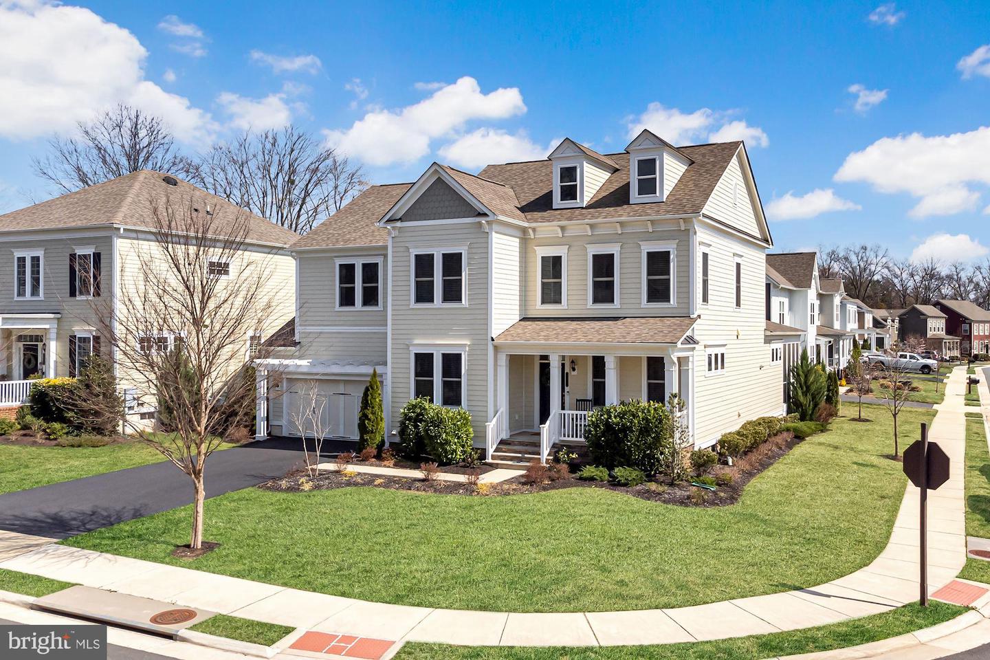 24642 BLACK WILLOW DR, ALDIE, Virginia 20105, 5 Bedrooms Bedrooms, ,3 BathroomsBathrooms,Residential,For sale,24642 BLACK WILLOW DR,VALO2092988 MLS # VALO2092988