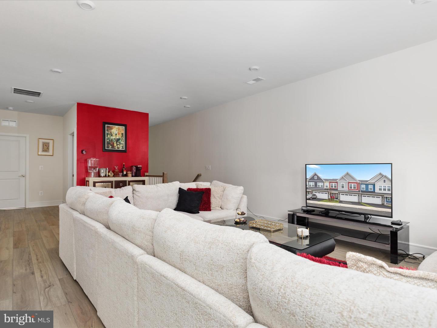 14714 GRAND CRU LOOP, GAINESVILLE, Virginia 20155, 4 Bedrooms Bedrooms, ,3 BathroomsBathrooms,Residential,For sale,14714 GRAND CRU LOOP,VAPW2091372 MLS # VAPW2091372
