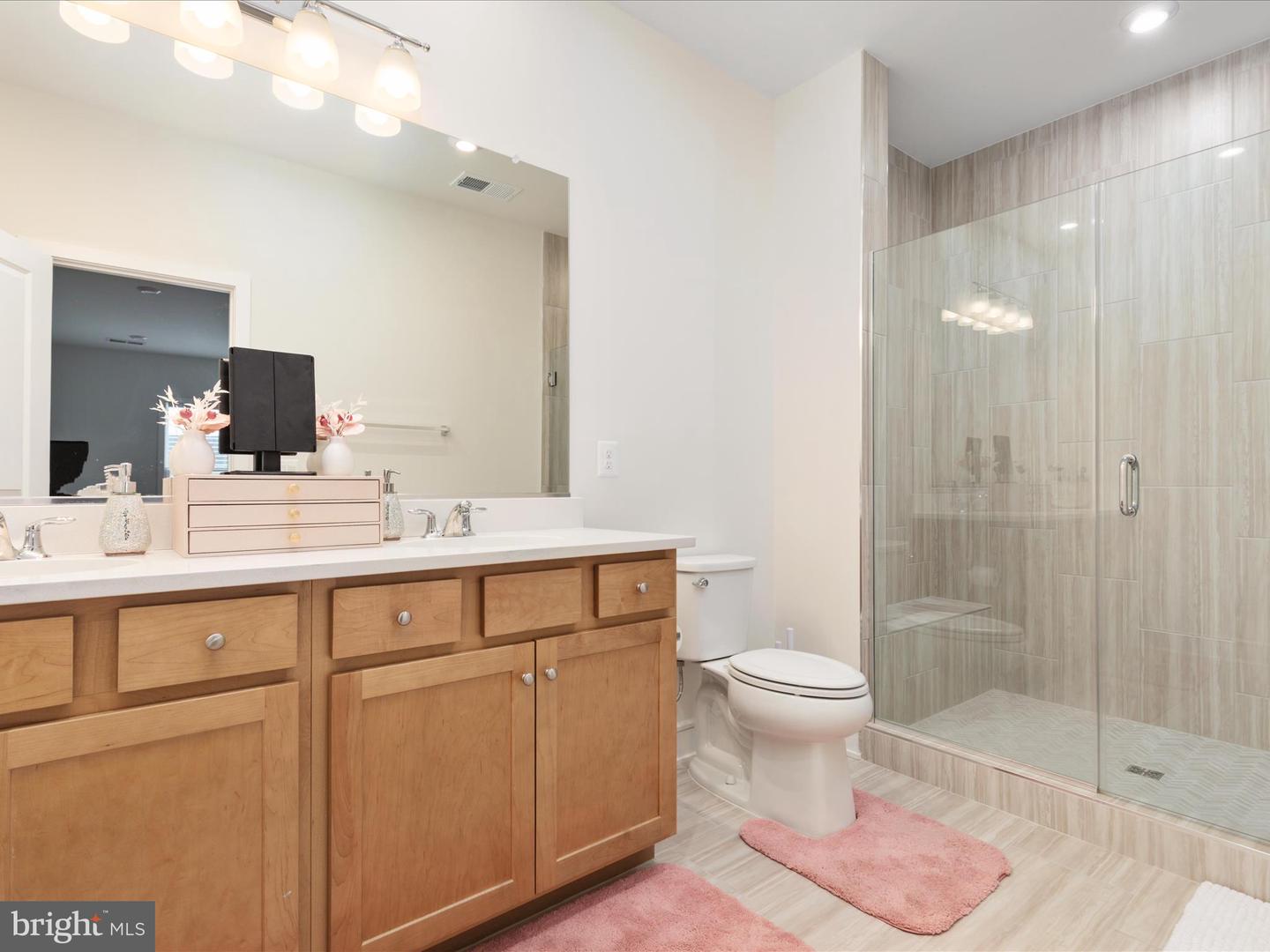 14714 GRAND CRU LOOP, GAINESVILLE, Virginia 20155, 4 Bedrooms Bedrooms, ,3 BathroomsBathrooms,Residential,For sale,14714 GRAND CRU LOOP,VAPW2091372 MLS # VAPW2091372