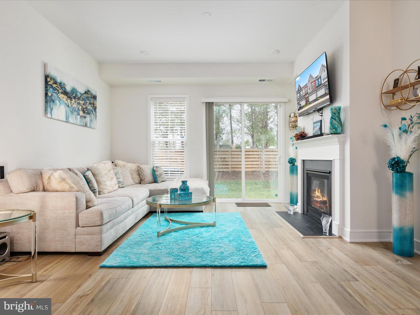 14714 GRAND CRU LOOP, GAINESVILLE, Virginia 20155, 4 Bedrooms Bedrooms, ,3 BathroomsBathrooms,Residential,For sale,14714 GRAND CRU LOOP,VAPW2091372 MLS # VAPW2091372