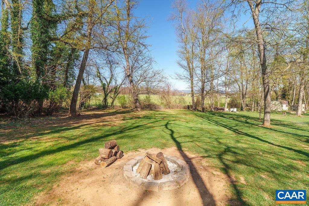 1767 RED TOP ORCHARD RD, WAYNESBORO, Virginia 22980, 4 Bedrooms Bedrooms, ,3 BathroomsBathrooms,Residential,For sale,1767 RED TOP ORCHARD RD,662898 MLS # 662898