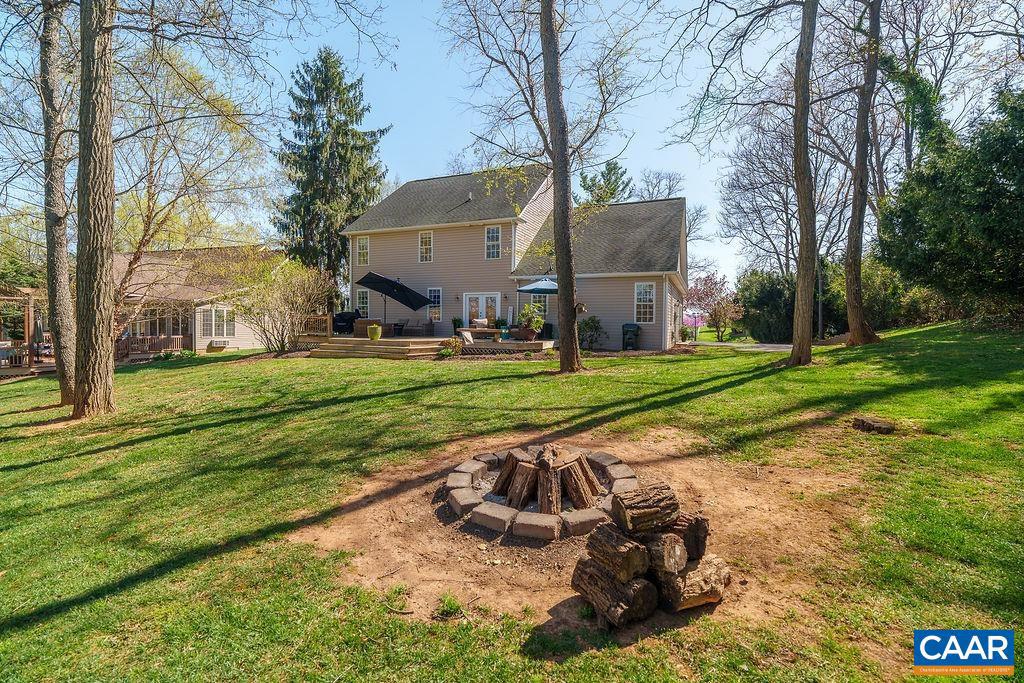 1767 RED TOP ORCHARD RD, WAYNESBORO, Virginia 22980, 4 Bedrooms Bedrooms, ,3 BathroomsBathrooms,Residential,For sale,1767 RED TOP ORCHARD RD,662898 MLS # 662898
