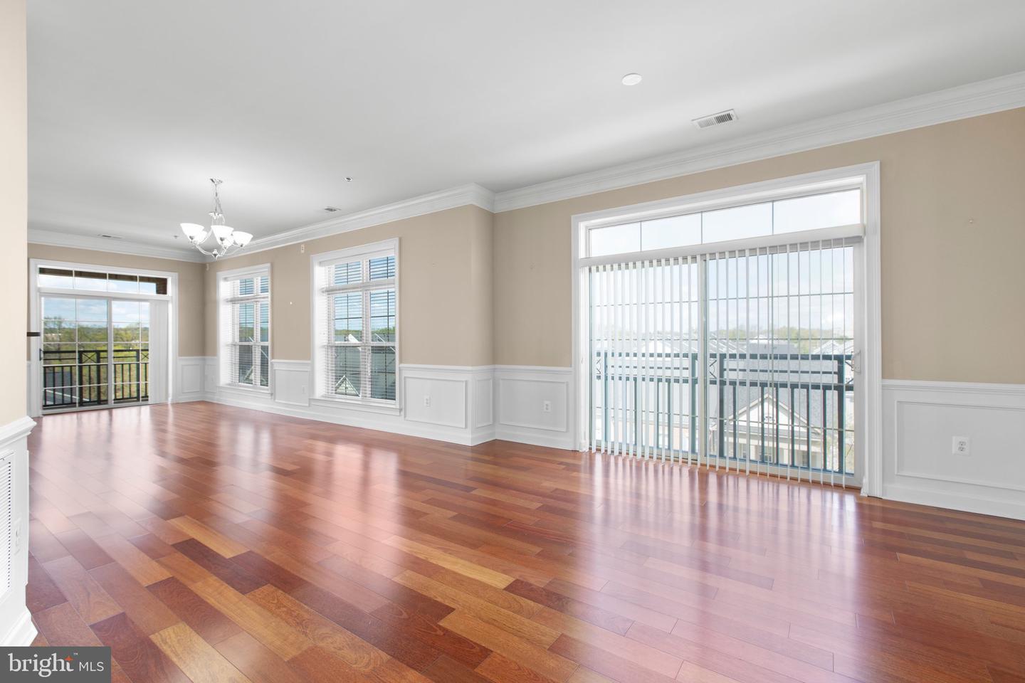680 WATERMANS DR #405, WOODBRIDGE, Virginia 22191, 2 Bedrooms Bedrooms, ,2 BathroomsBathrooms,Residential,For sale,680 WATERMANS DR #405,VAPW2091470 MLS # VAPW2091470