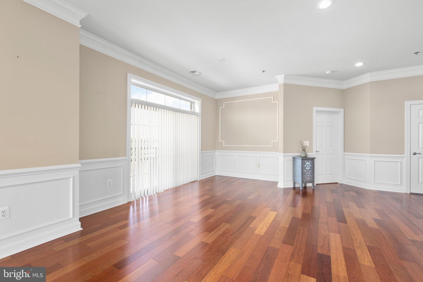680 WATERMANS DR #405, WOODBRIDGE, Virginia 22191, 2 Bedrooms Bedrooms, ,2 BathroomsBathrooms,Residential,For sale,680 WATERMANS DR #405,VAPW2091470 MLS # VAPW2091470