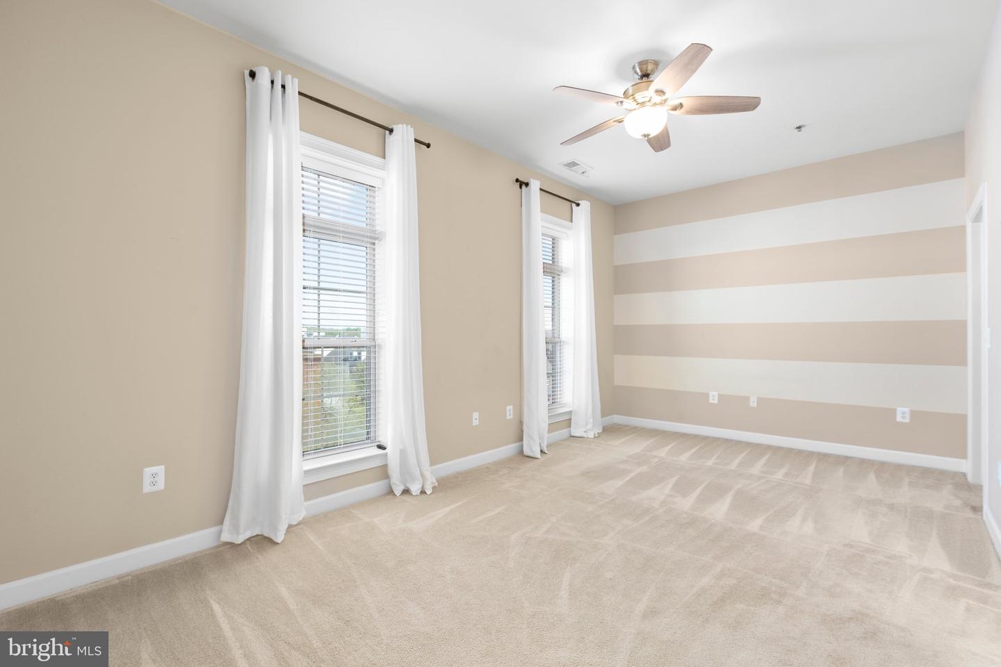 680 WATERMANS DR #405, WOODBRIDGE, Virginia 22191, 2 Bedrooms Bedrooms, ,2 BathroomsBathrooms,Residential,For sale,680 WATERMANS DR #405,VAPW2091470 MLS # VAPW2091470