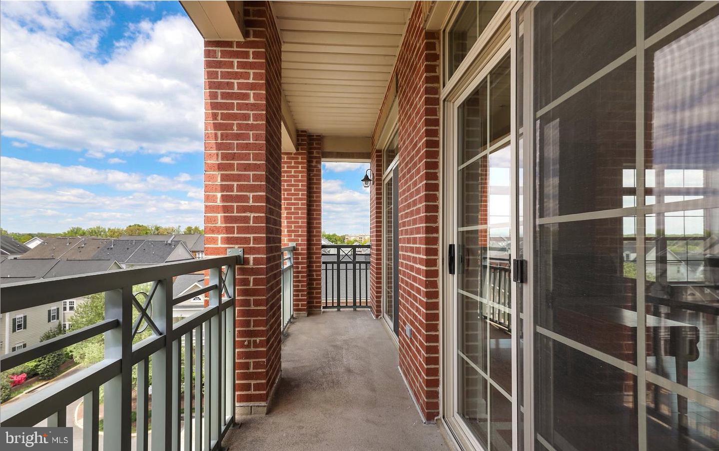680 WATERMANS DR #405, WOODBRIDGE, Virginia 22191, 2 Bedrooms Bedrooms, ,2 BathroomsBathrooms,Residential,For sale,680 WATERMANS DR #405,VAPW2091470 MLS # VAPW2091470