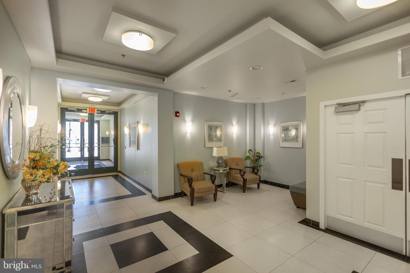 680 WATERMANS DR #405, WOODBRIDGE, Virginia 22191, 2 Bedrooms Bedrooms, ,2 BathroomsBathrooms,Residential,For sale,680 WATERMANS DR #405,VAPW2091470 MLS # VAPW2091470