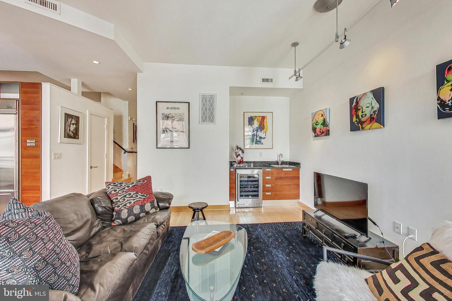 1413 P ST NW #404, WASHINGTON, District Of Columbia 20005, 2 Bedrooms Bedrooms, ,2 BathroomsBathrooms,Residential,For sale,1413 P ST NW #404,DCDC2194522 MLS # DCDC2194522