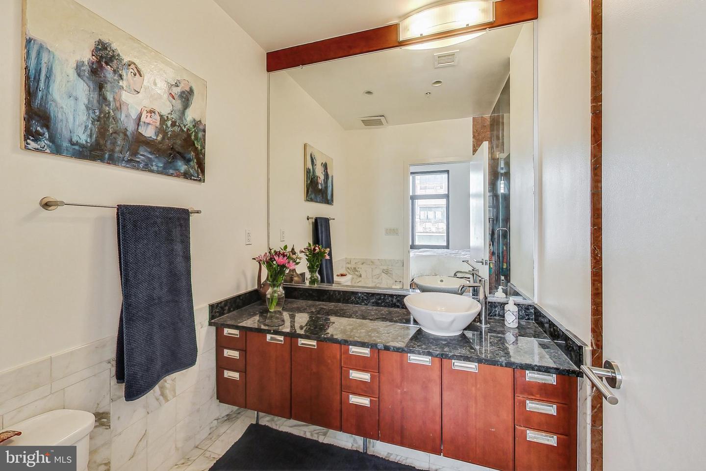 1413 P ST NW #404, WASHINGTON, District Of Columbia 20005, 2 Bedrooms Bedrooms, ,2 BathroomsBathrooms,Residential,For sale,1413 P ST NW #404,DCDC2194522 MLS # DCDC2194522