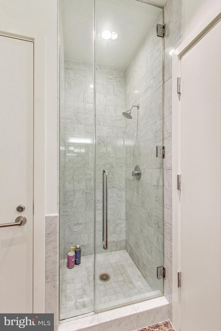 1413 P ST NW #404, WASHINGTON, District Of Columbia 20005, 2 Bedrooms Bedrooms, ,2 BathroomsBathrooms,Residential,For sale,1413 P ST NW #404,DCDC2194522 MLS # DCDC2194522