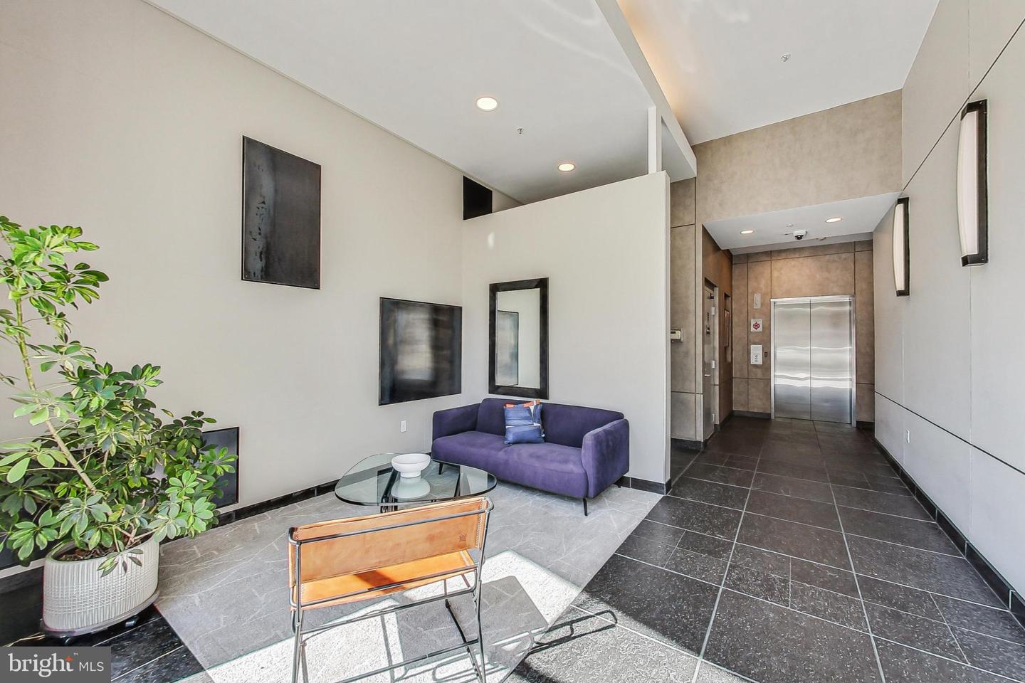 1413 P ST NW #404, WASHINGTON, District Of Columbia 20005, 2 Bedrooms Bedrooms, ,2 BathroomsBathrooms,Residential,For sale,1413 P ST NW #404,DCDC2194522 MLS # DCDC2194522